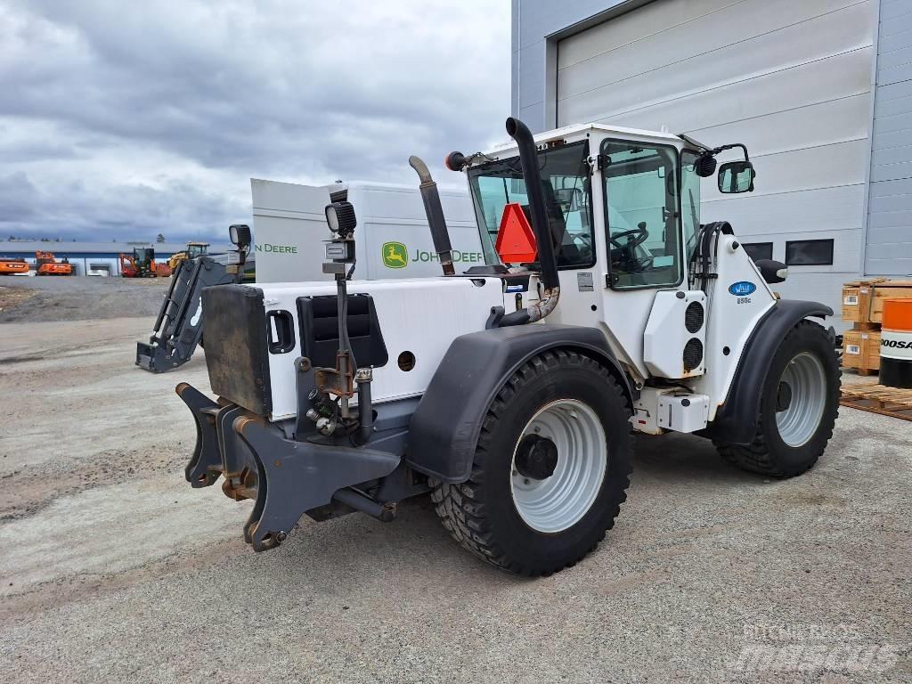 Wille 655 Kompaktné traktory