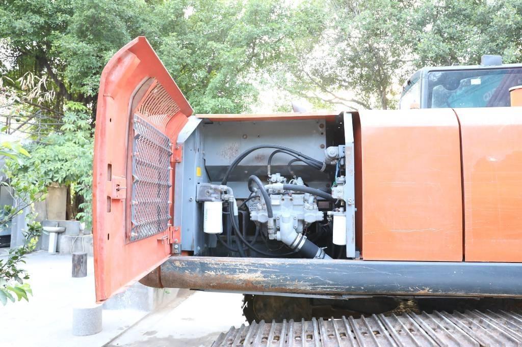 Hitachi ZX 210 LC-6 Pásové rýpadlá