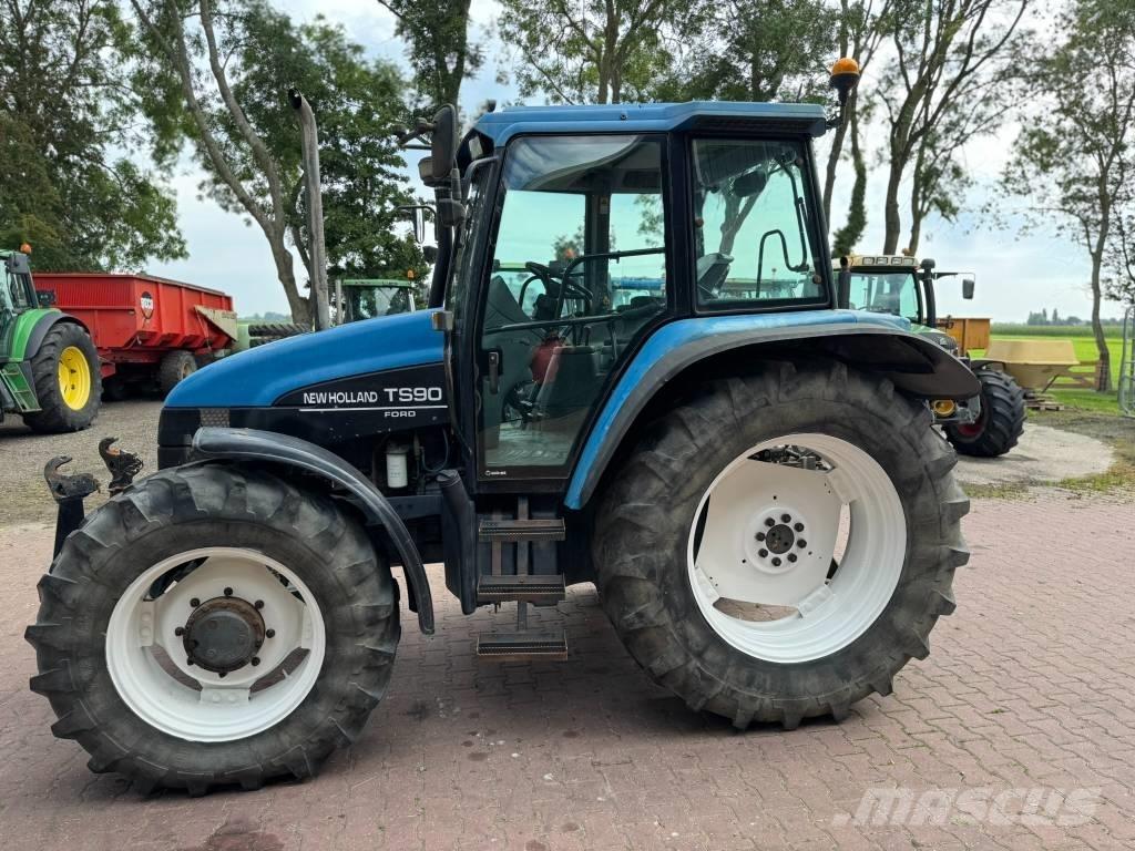 New Holland TS90 Traktory