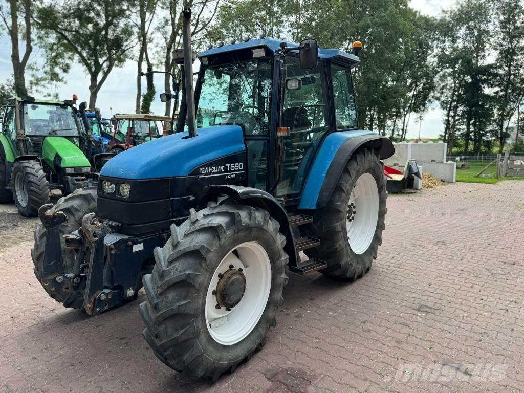 New Holland TS90 Traktory