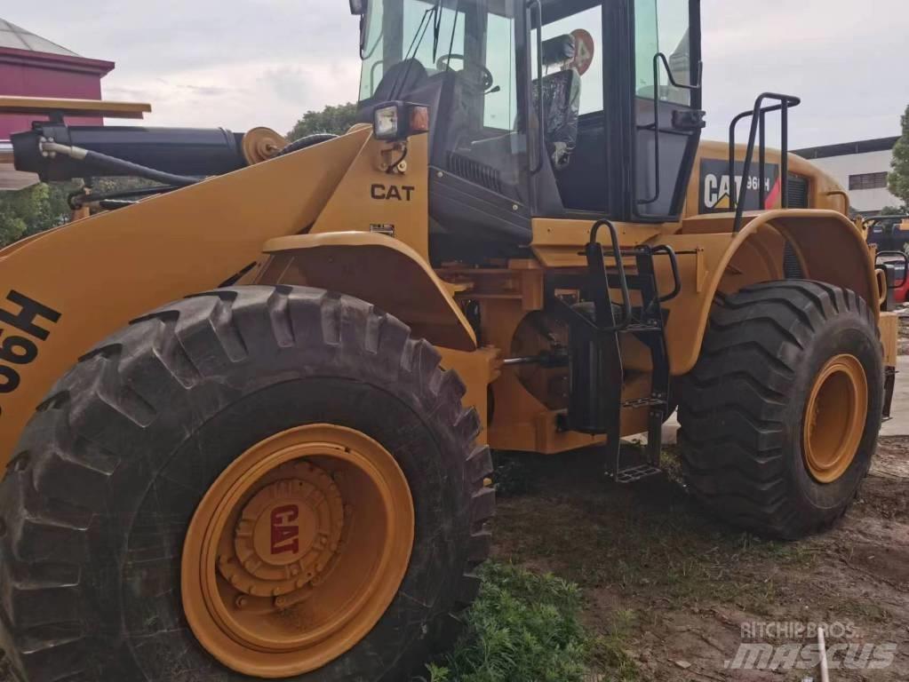 CAT 966h Kolesové nakladače