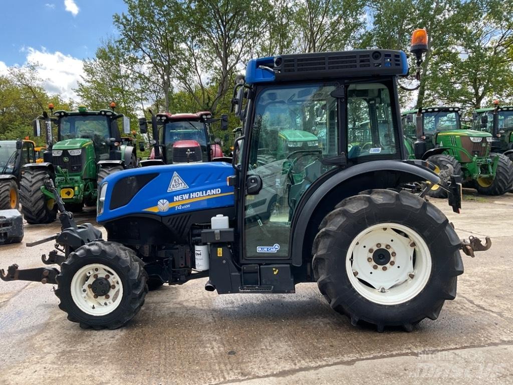 New Holland T 4.100 Traktory