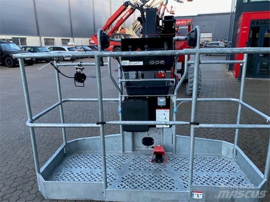 Manitou 200ATJE Kĺbové plošiny