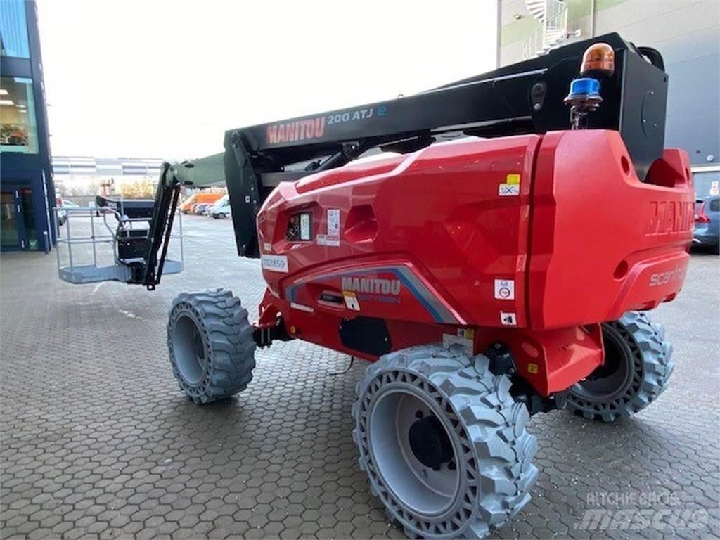 Manitou 200ATJE Kĺbové plošiny