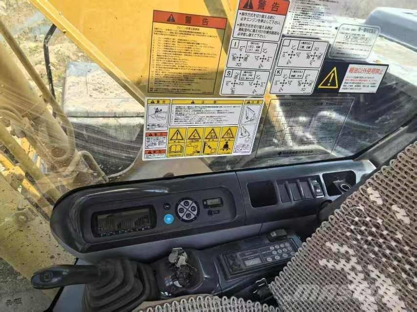 Sumitomo SH200 Pásové rýpadlá