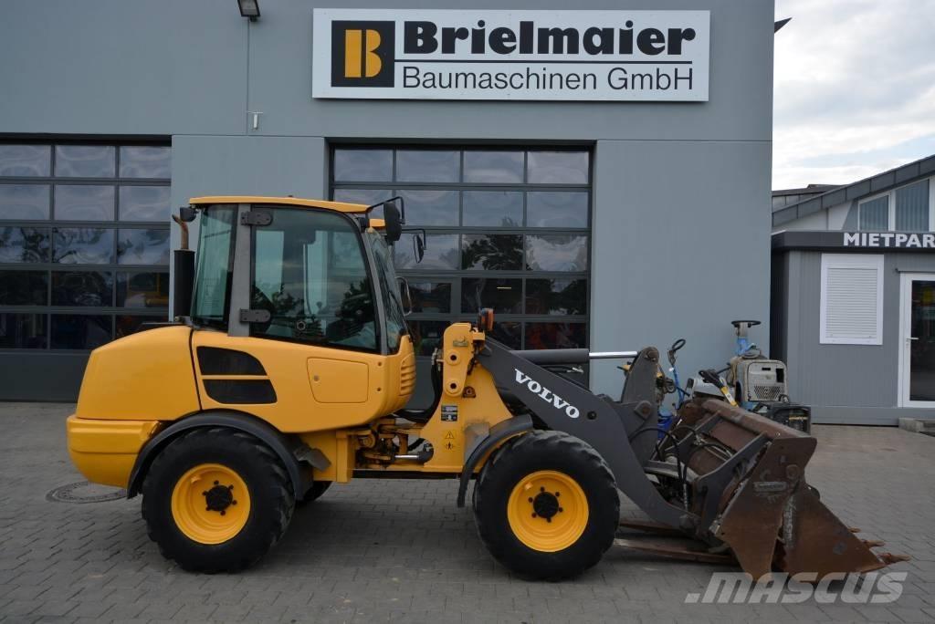 Volvo L 25 F Z Kolesové nakladače