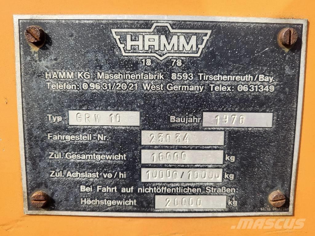 Hamm GRW 10 Pneumatikové valce