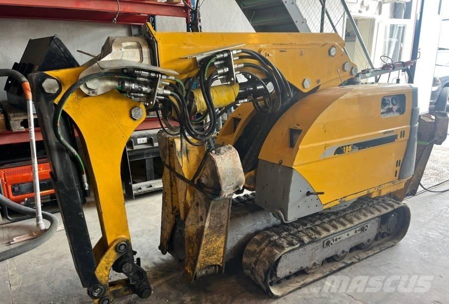 Brokk 180 Demolačné rýpadlá