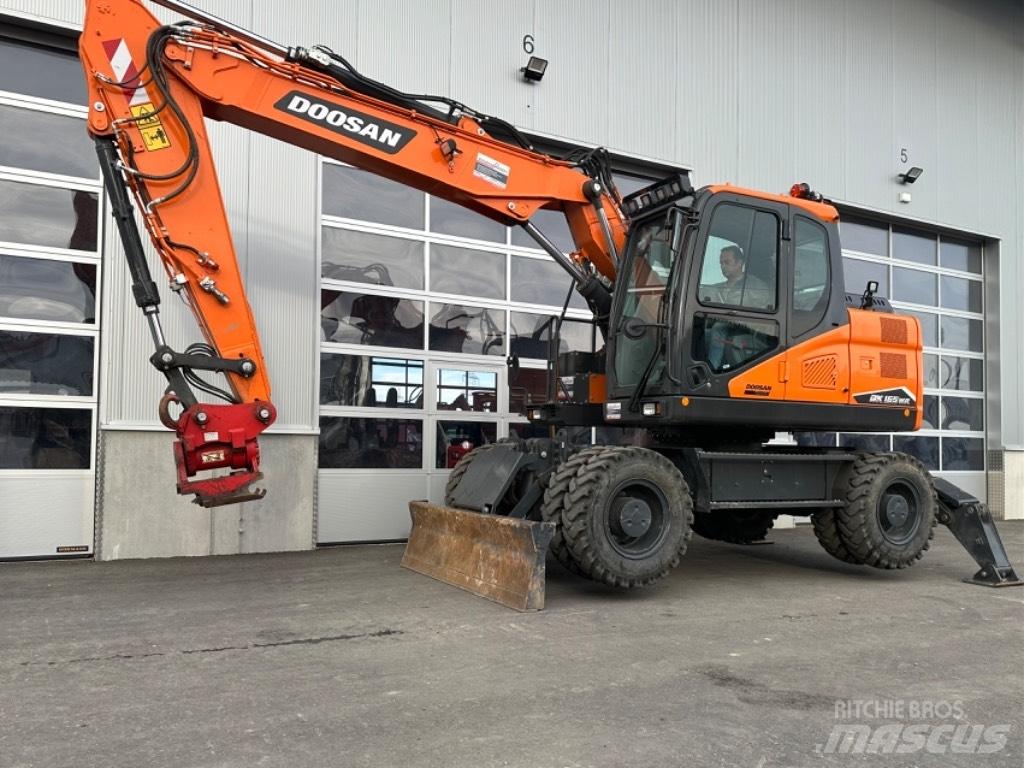 Develon DX165WR-7 Kolesové rýpadlá