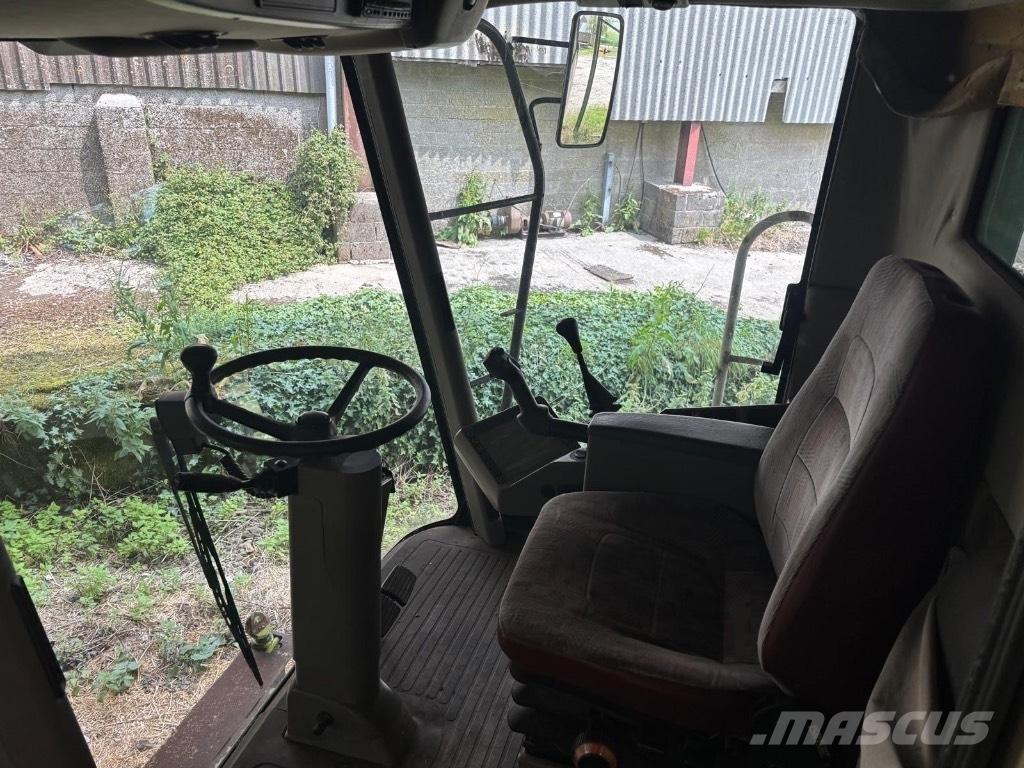 CLAAS Lexion 420 Kombinované zberacie stroje