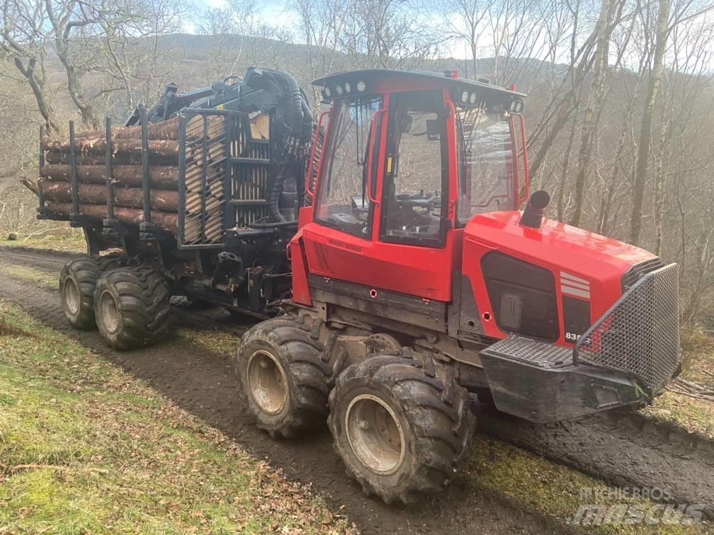 Komatsu 835tx Lesné traktory