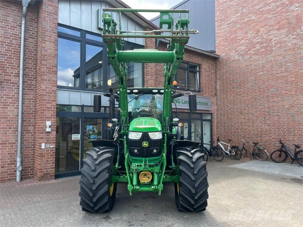 John Deere 6155R Traktory