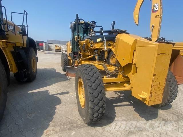 CAT 140M Grejdery