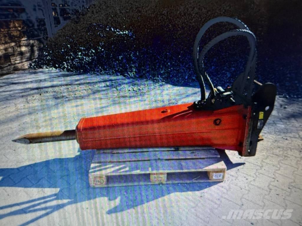Rammer Rammer 1533 H Hydraulické baranidlá na zatĺkanie pilotov