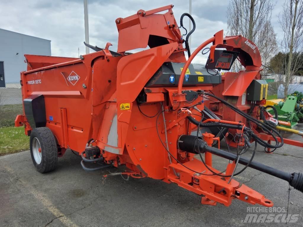 Kuhn Primor 5570 M Drviče a rezače balíkov