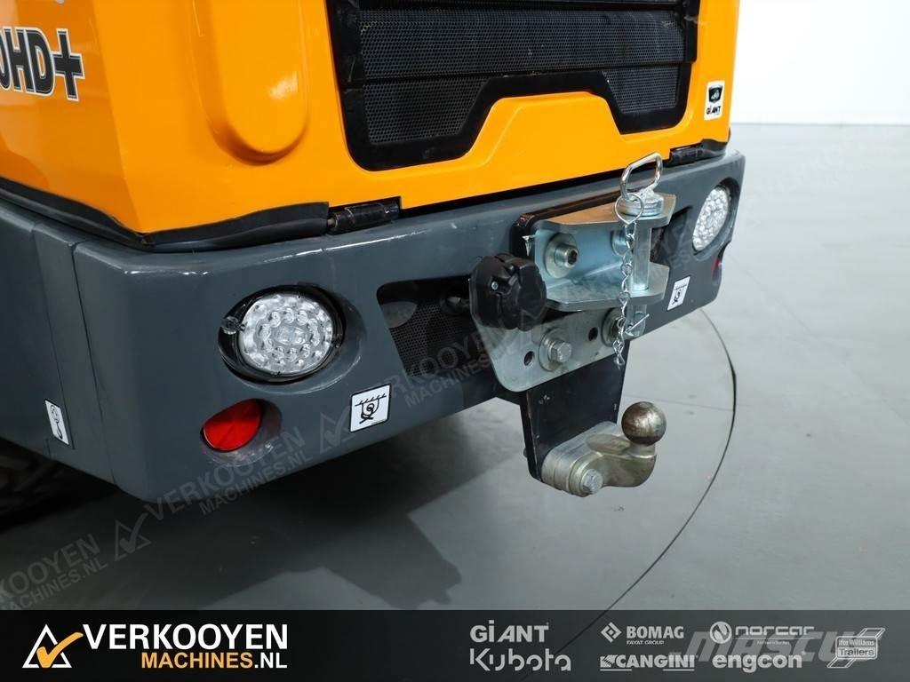 GiANT G2700 HD+ Kolesové nakladače