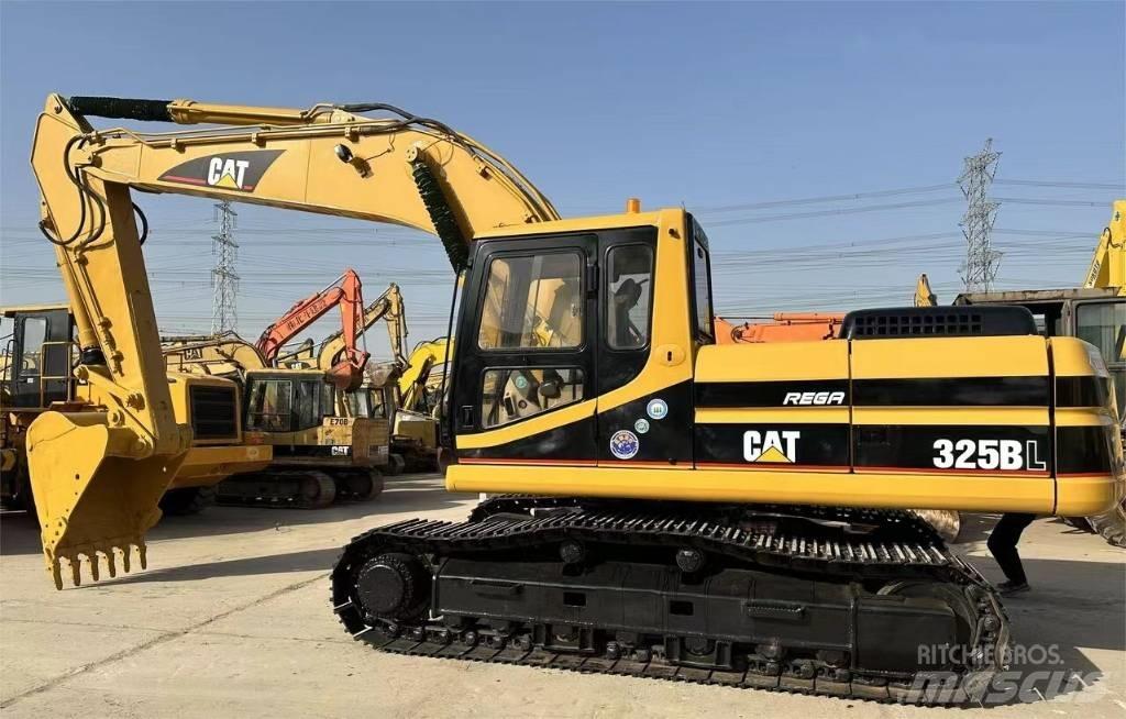 CAT 325 B Pásové rýpadlá