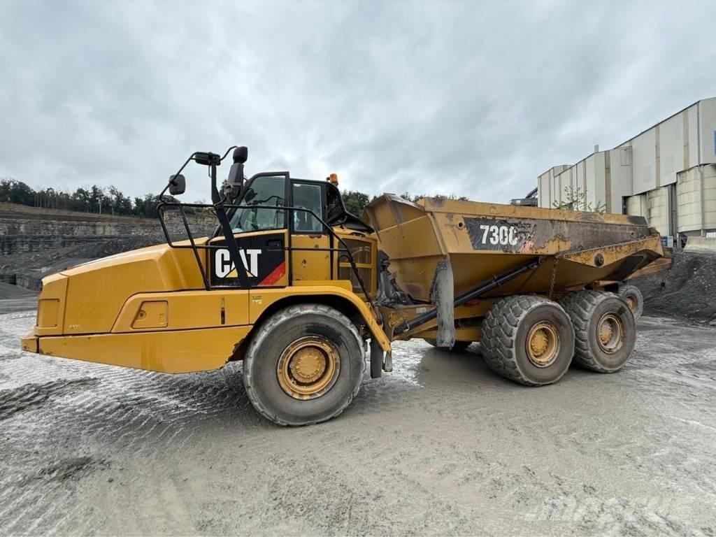 CAT 730C Kĺbové nákladné autá