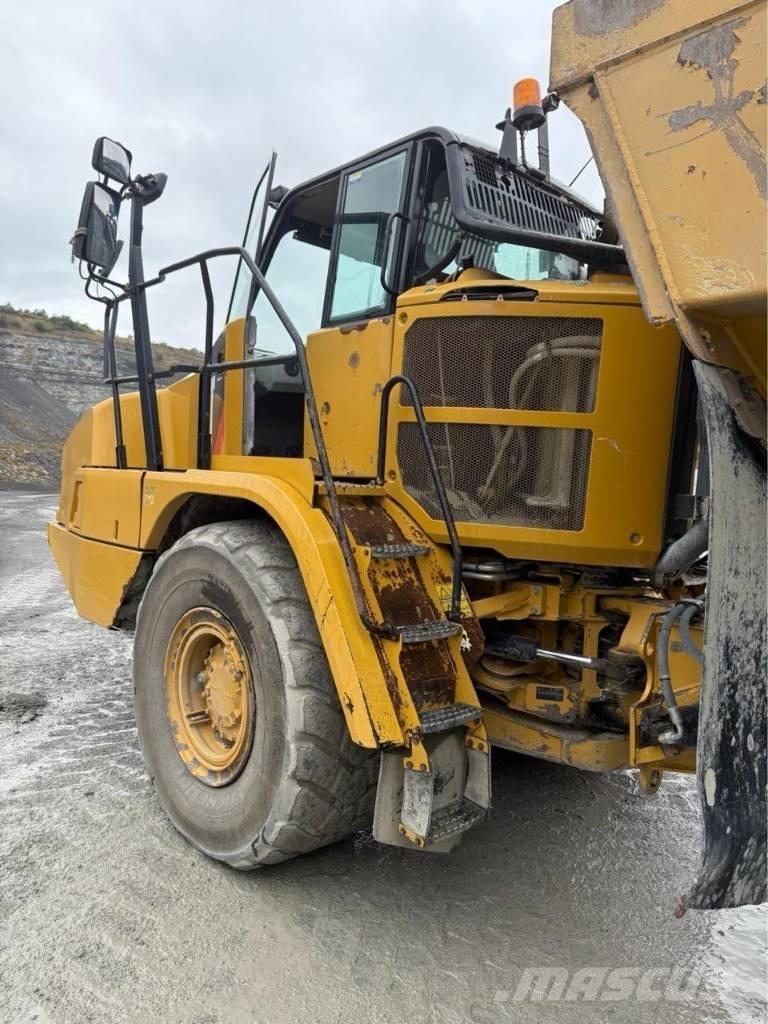 CAT 730C Kĺbové nákladné autá