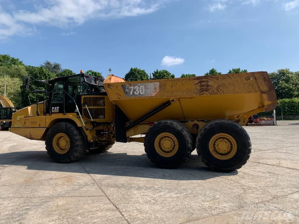 CAT 730 Kĺbové nákladné autá
