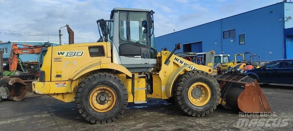 New Holland W 130 Kolesové nakladače