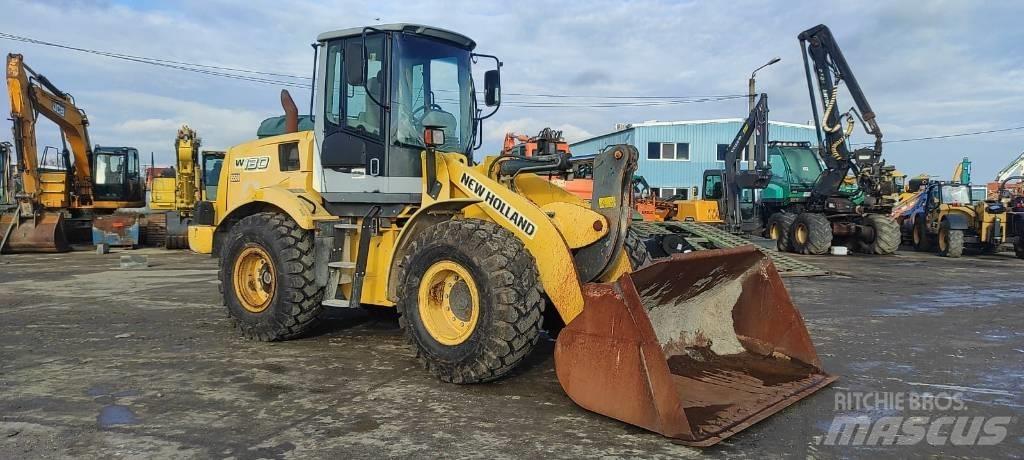 New Holland W 130 Kolesové nakladače