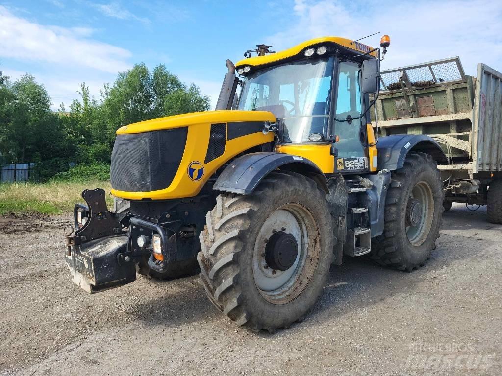 JCB Fastrac 8250 Traktory