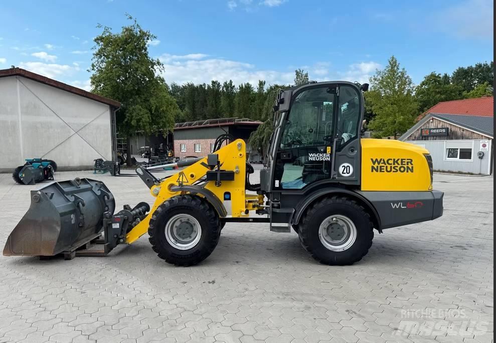 Wacker Neuson WL 60 Kolesové nakladače