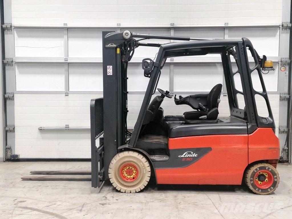 Linde E30L-01 Akumulátorové vozíky