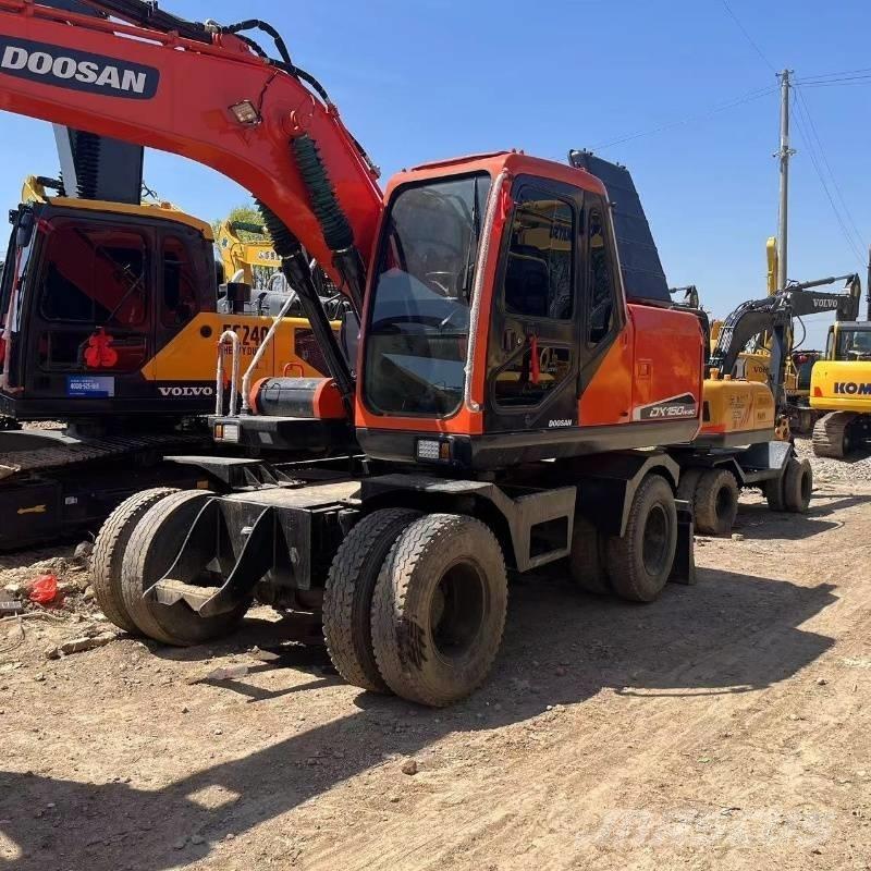 Doosan DX150W Kolesové rýpadlá