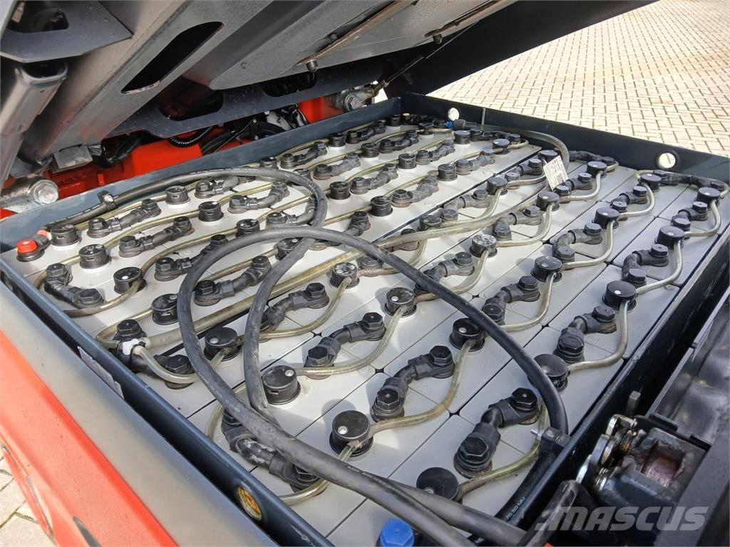 Linde E25/600HL Akumulátorové vozíky