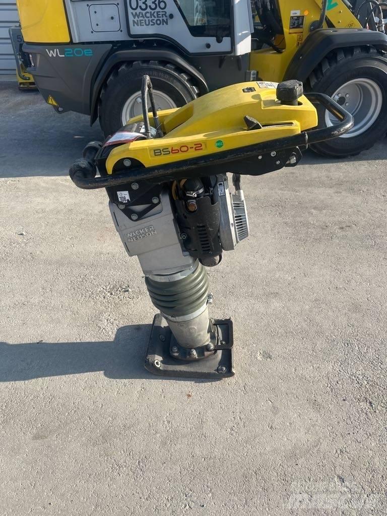 Wacker Neuson BS60-2 Vibračné zhutňovače
