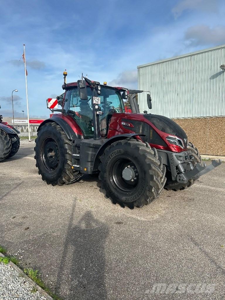 Valtra Q 305 Traktory