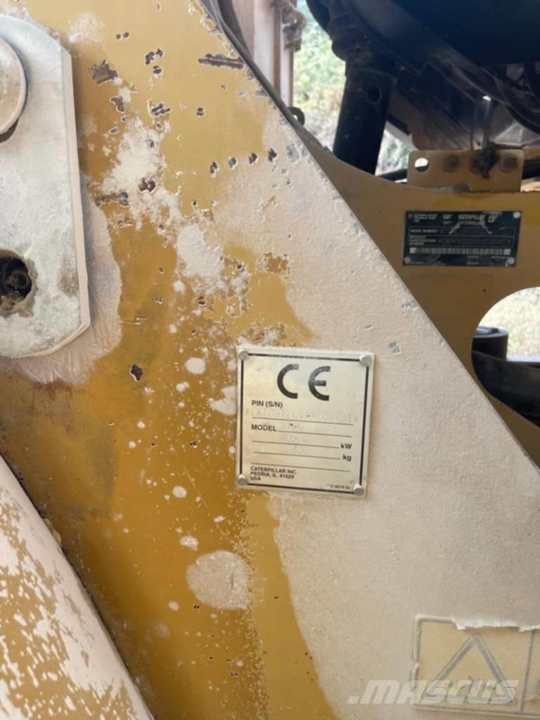 CAT 972 G II Kolesové nakladače