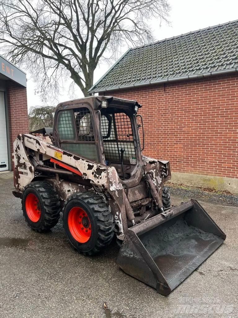 Bobcat S510 Šmykom riadené nakladače