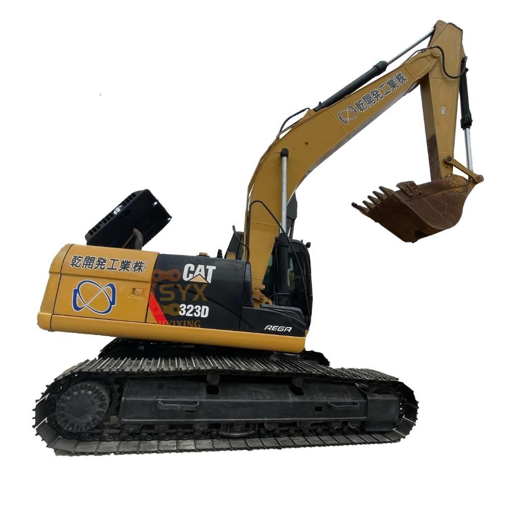 CAT 323D Pásové rýpadlá