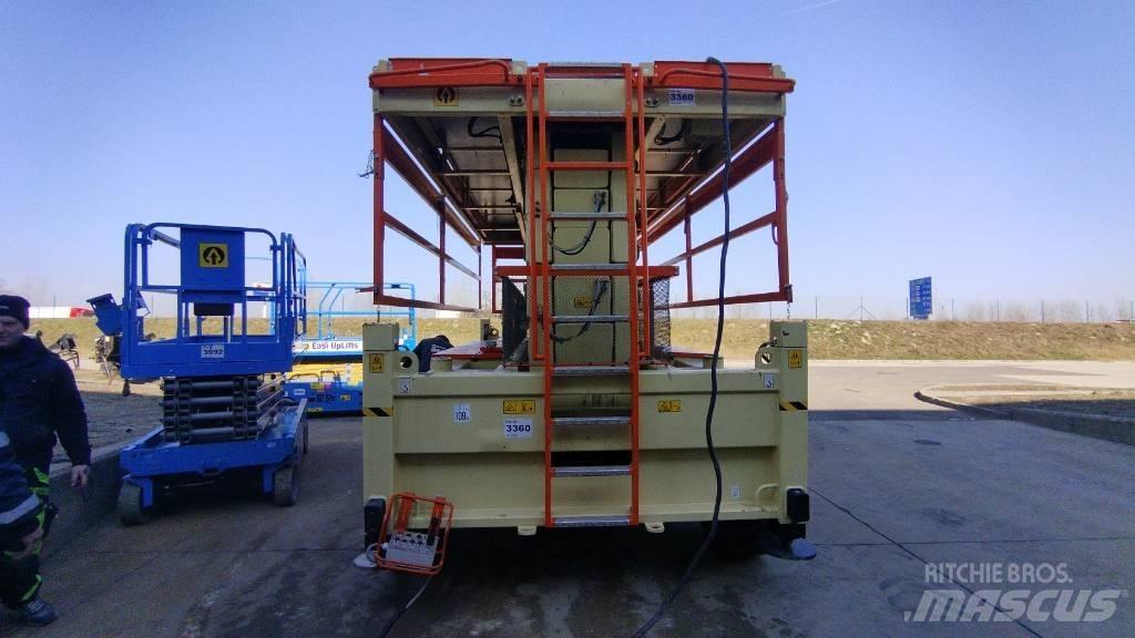 JLG 245-25 Nožnicové zdvíhacie plošiny