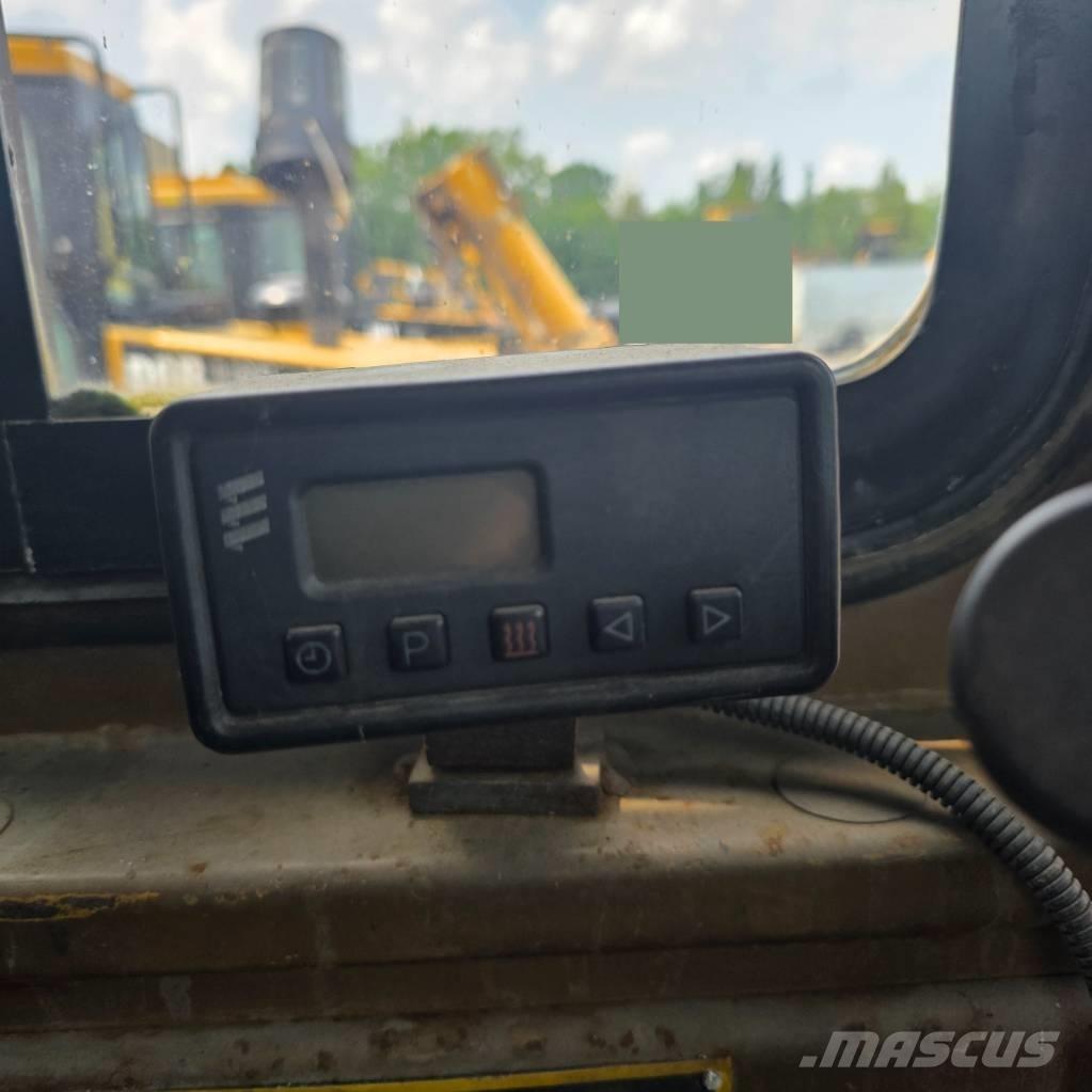 CAT D 6 H LGP II Pásové dozéry