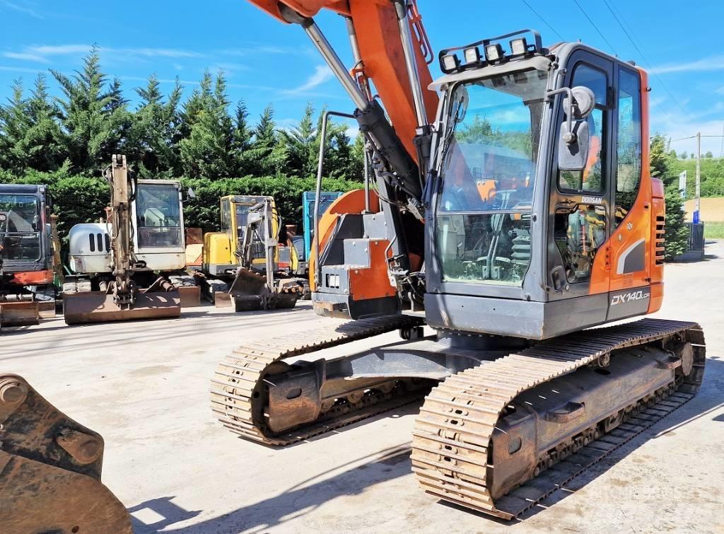 Doosan DX 140 LCR-5 Pásové rýpadlá