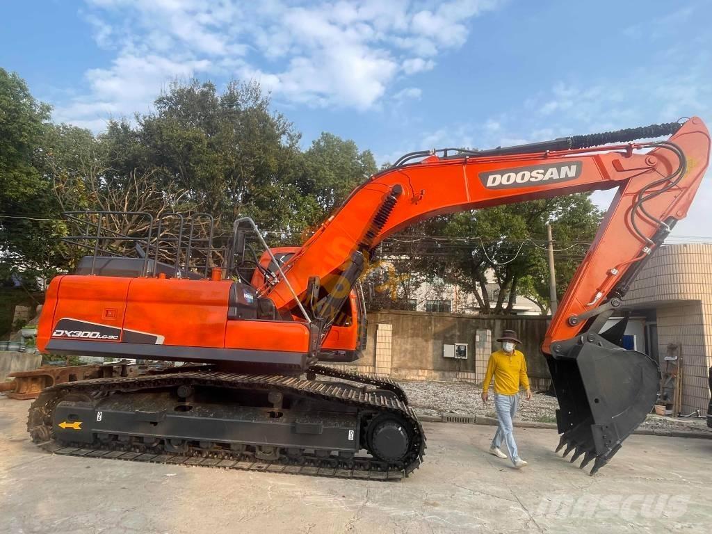 Doosan DX300LC-9C Pásové rýpadlá