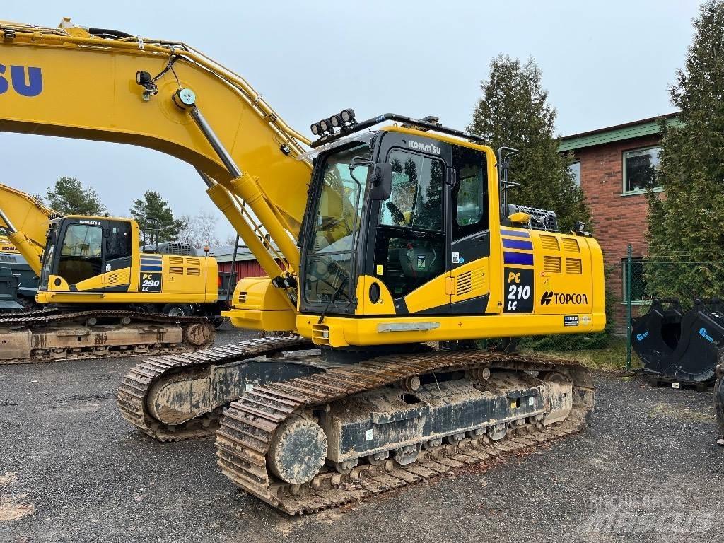 Komatsu PC210LC-11 Pásové rýpadlá