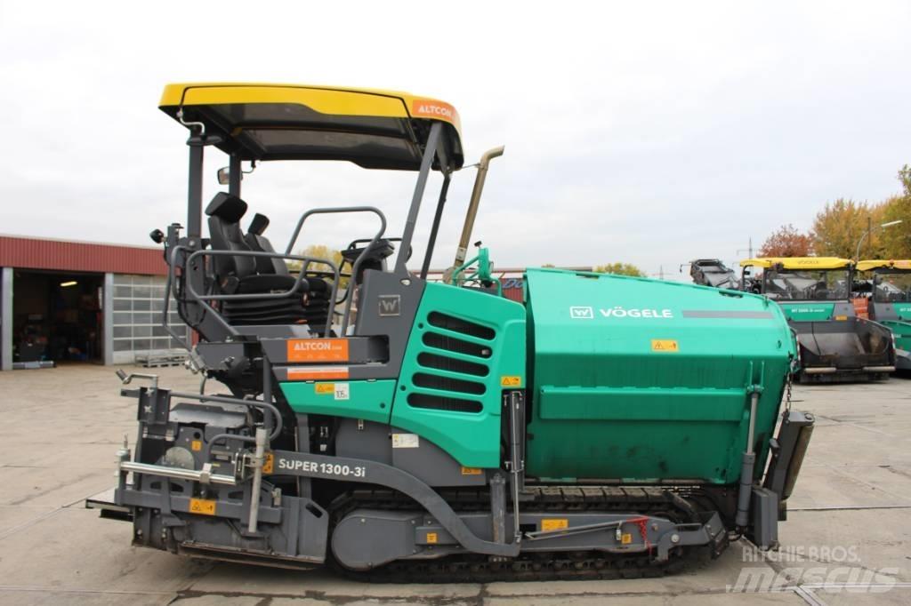 Vögele SUPER 1300-3I Finišéry