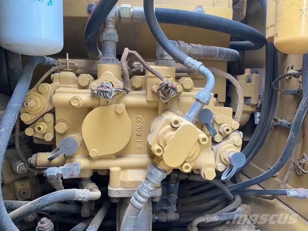 CAT 312D Midi rýpadlá 7 t - 12 t