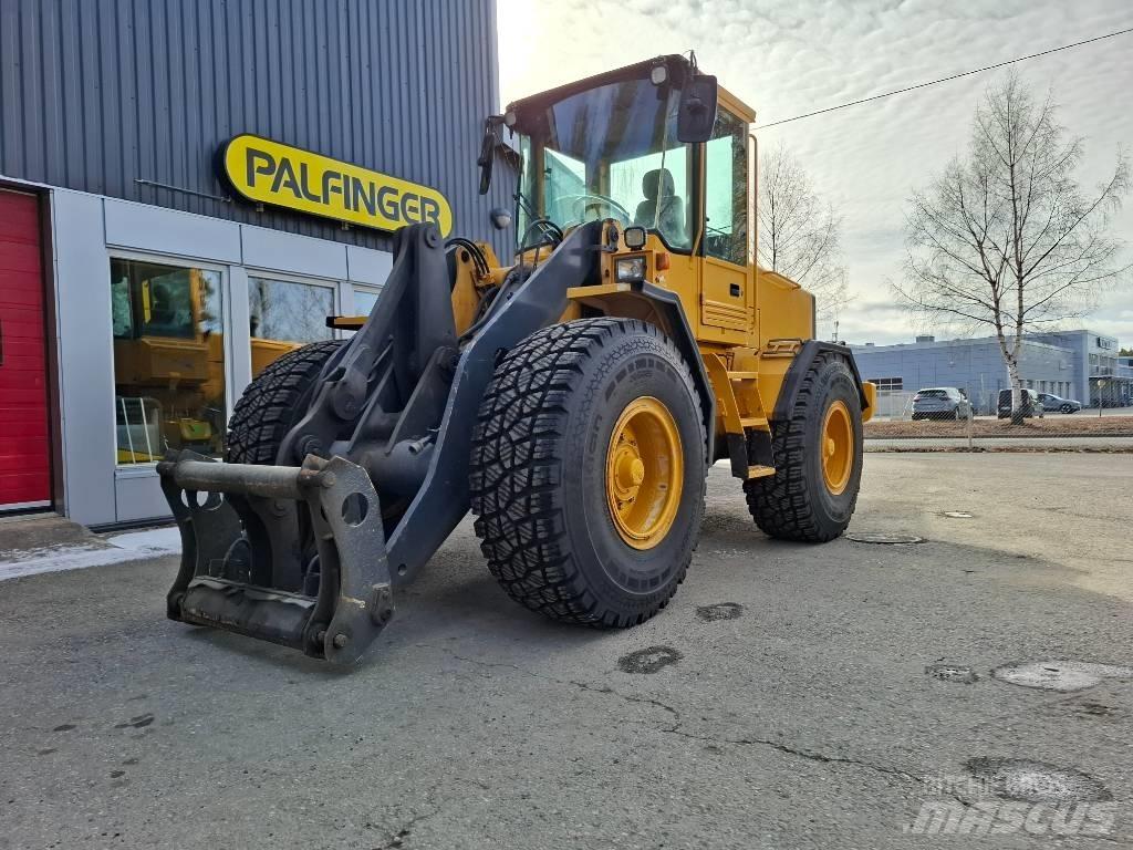 Volvo L70B Kolesové nakladače