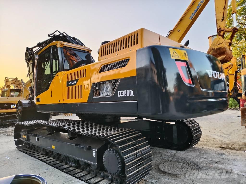 Volvo EC 380 D L Pásové rýpadlá