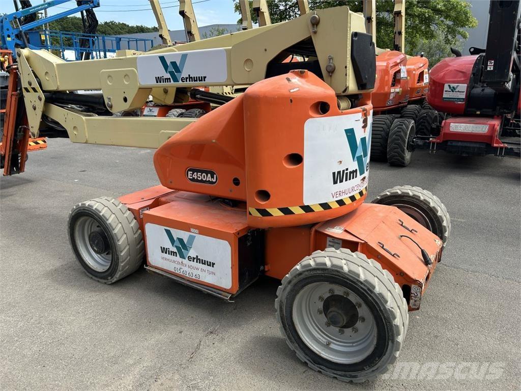 JLG E450AJ (2005) Kĺbové plošiny