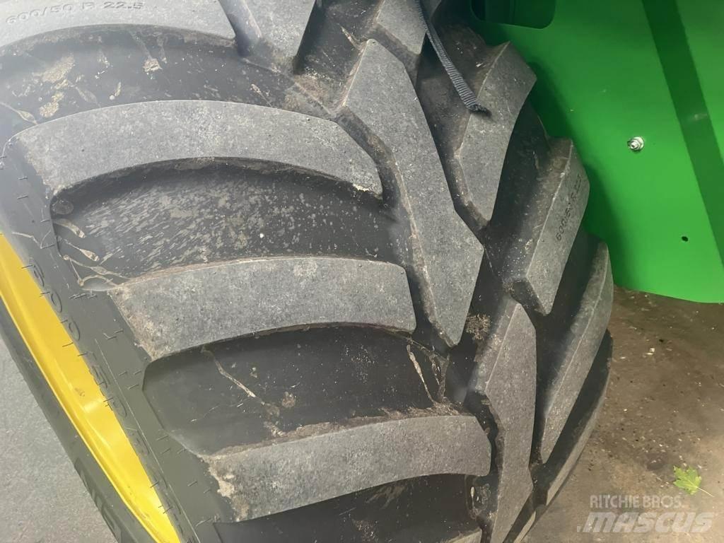 John Deere V461R Lisy na okrúhle balíky