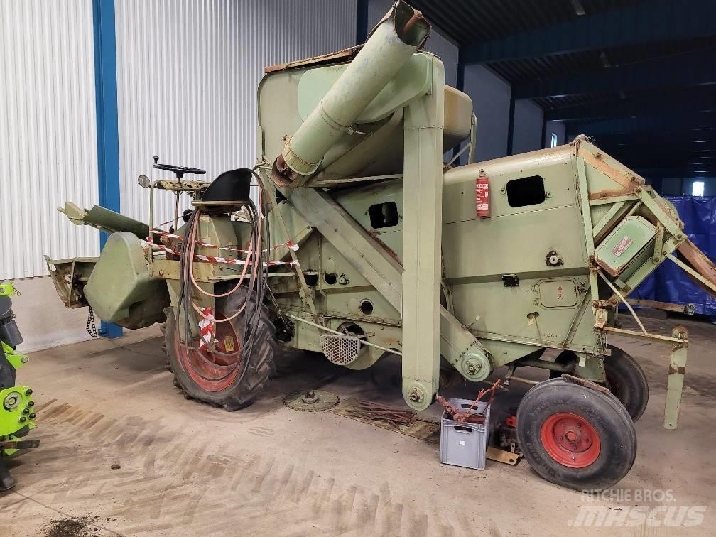 CLAAS Columbus Kombinované zberacie stroje