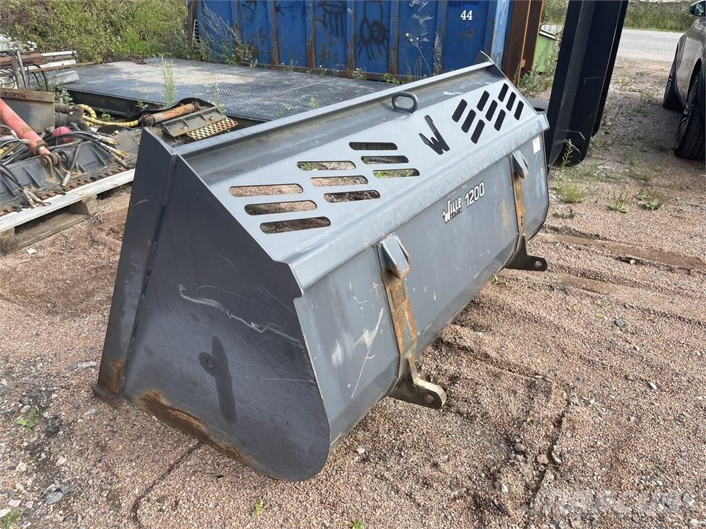  Vilakone Lumikauha Kompaktné prídavné zariadenie pre traktory