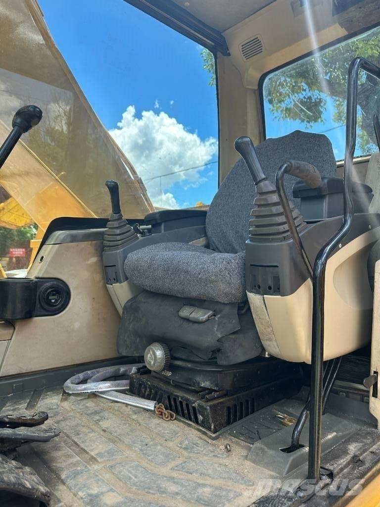 CAT 320C Midi rýpadlá 7 t - 12 t